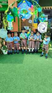 Mum’s Lap Camelot Pre School